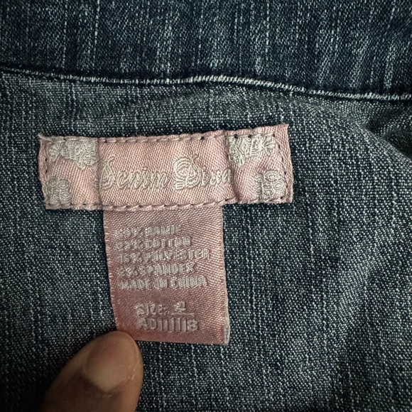 🐬2/$15- Kids Cropped Blue Denim Jacket with Rhinestones Accents - Picture 2 of 3